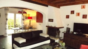 Casa June, Torroella De Montgri